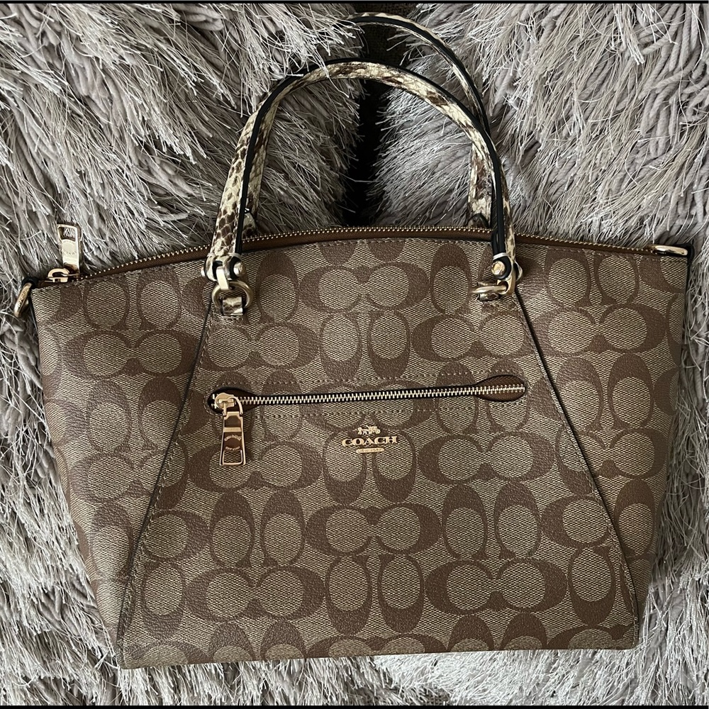 Coach crossbody bag - Like New